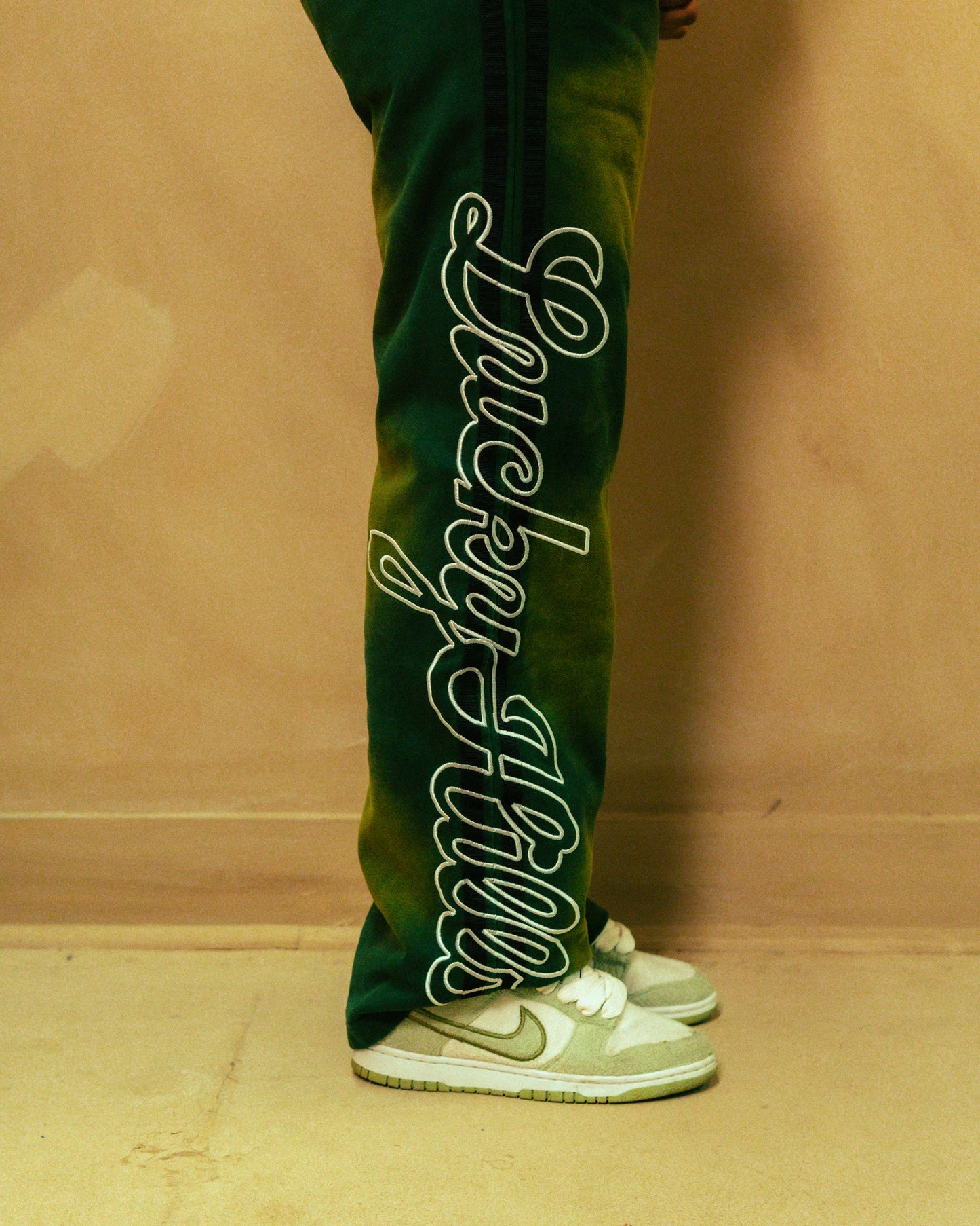 "Lucky Studio" Green Sweats